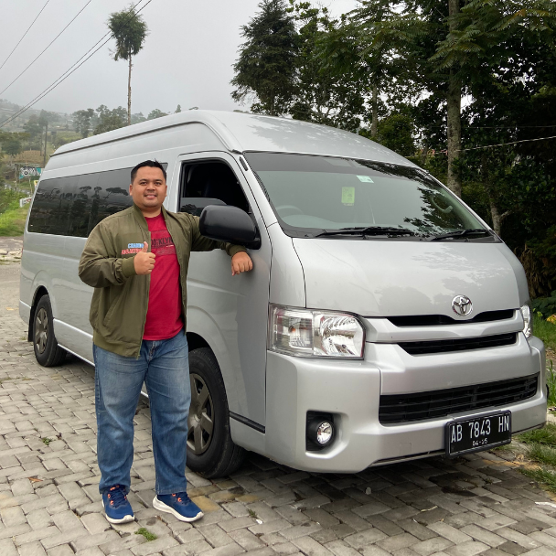 Sewa HIACE Kebumen